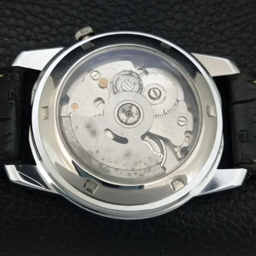Vintage 1981 Seiko Automatic Mens Silver Watch W/daydate & Red accents